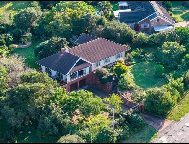 4 BEDROOM HOUSE FOR SALE IN OATLANDS NORTH